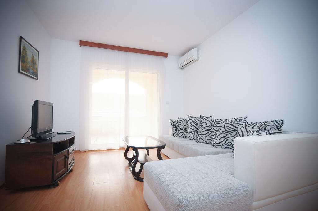 Apartmani Jovan Budva Chambre photo